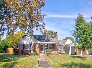 300 Plainview Cir, N Little Rock, AR 72116
