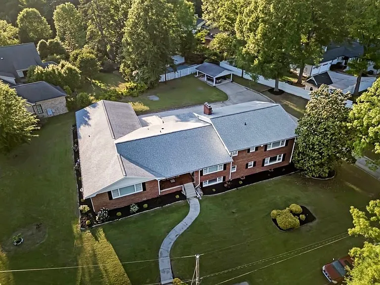 300 Edgedale Dr — Photo 49