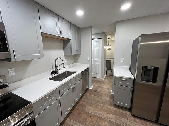 5th image of 4472 Bridlewood Ln