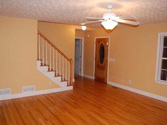 4th image of 5768 Shadow Oaks Dr