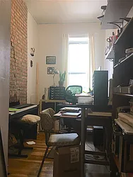 Rented by R New York