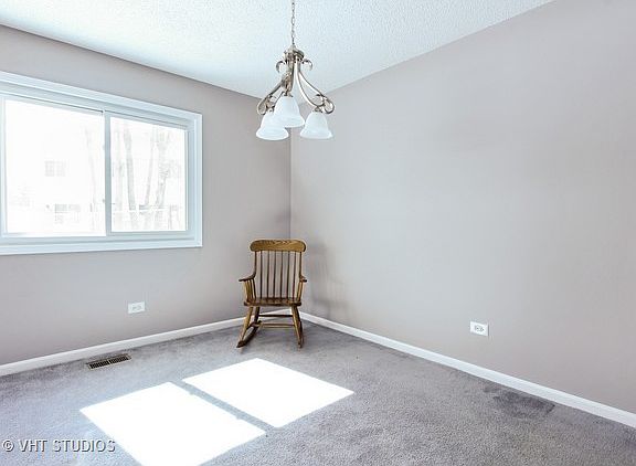 5th image of 5420 Arlington Dr E