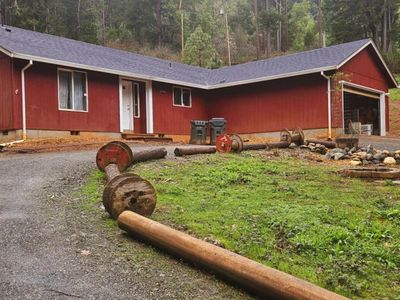 394 Lower Wolf Creek Rd, Wolf Creek, OR, 97497
