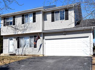 2600 Emma Cir, Aurora, IL 60504