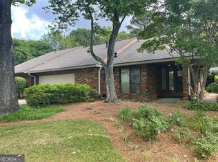 285 Francyne Ct, Sandy Springs, GA 30328