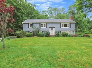 24 Wooster Heights Dr, Ridgefield, CT 06877