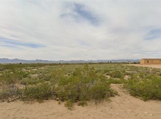 3645 N Araby Rd, Golden Valley, AZ 86413