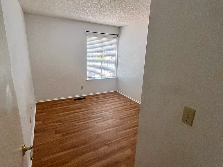 Bedroom #1