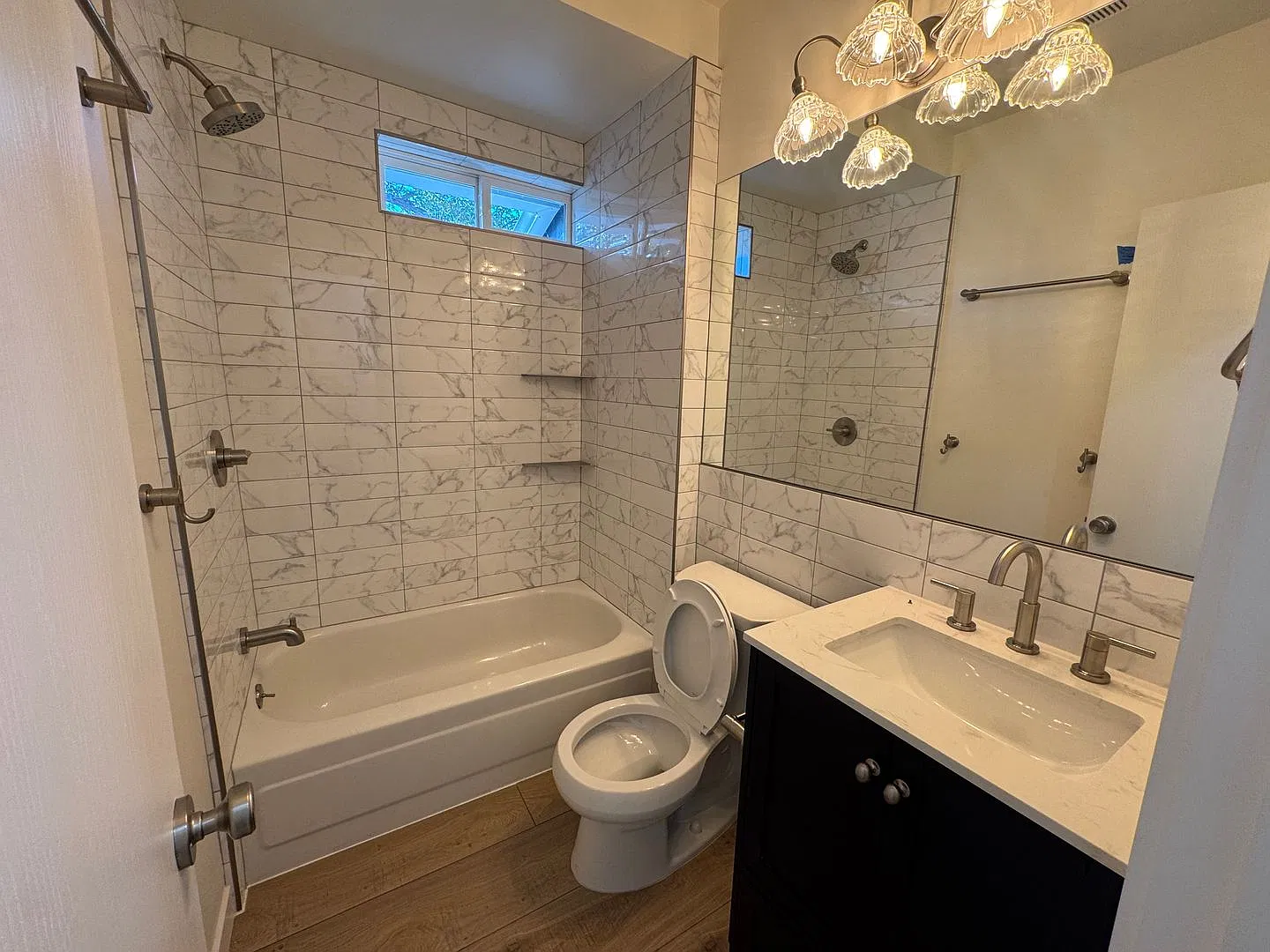 Available 10/30/2026- 2 bedroom 1 bath plus office- completely remodeled in Midtown! — Photo 4