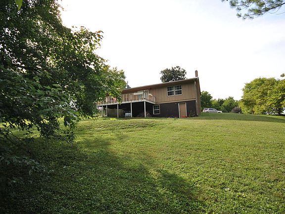 2nd image of 232 River Bend Dr