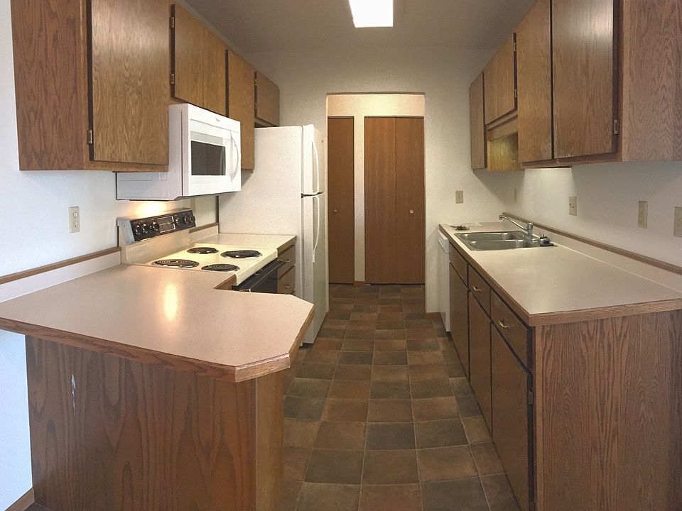 1st image of 1208 28th Ave S #310