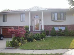 2 High St, Farmingdale, NY