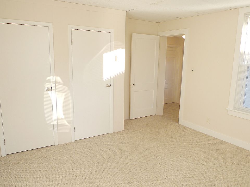 View of bedroom-closet area