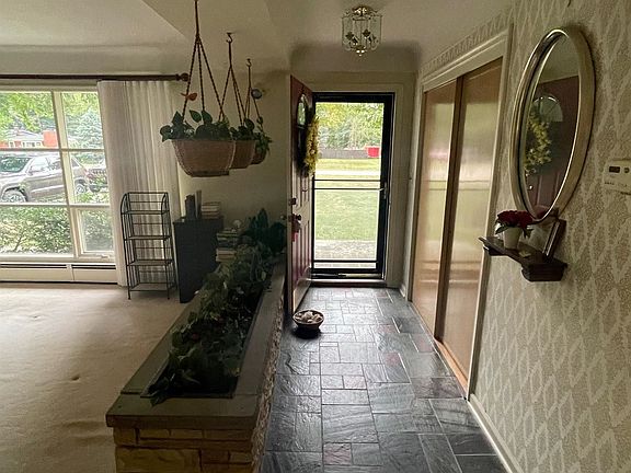 2nd image of 8850 Suncrest Dr