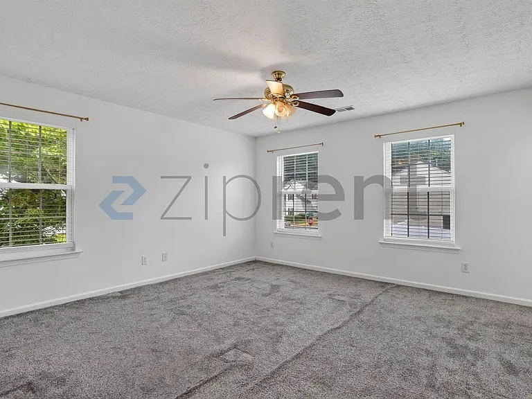 100 Oak Grove Pl — Photo 13
