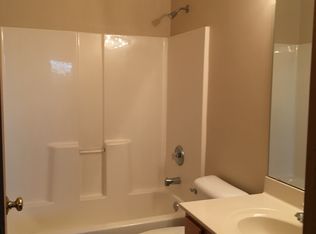 866 Harvard Dr #B, Lebanon, OH 45036