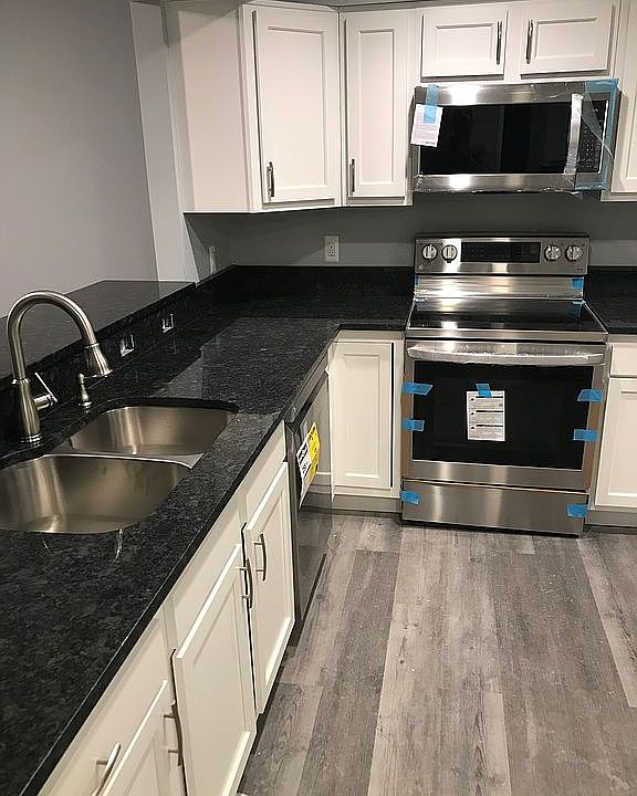 1st image of 42713 Melinda Pl