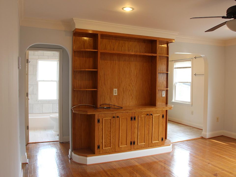1st image of 4800 9th St N APT 1