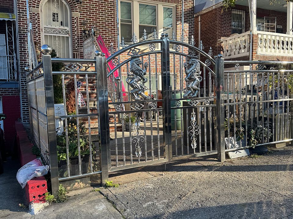 1st image of 2918 Laconia Ave APT 1