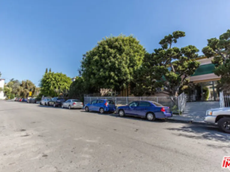 1940 Carmen Ave — Photo 24
