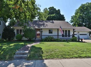 241 N Indiana Ave, Morton, IL 61550