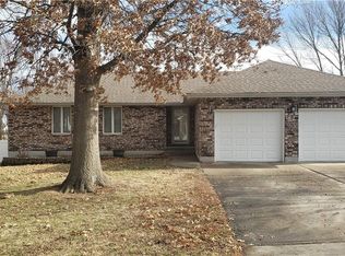 702 S Connor St, Odessa, MO 64076