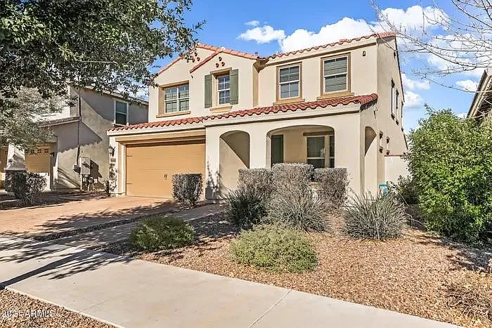 3 bed, 2.5 bath, 2066 sqft, $2,495 — Photo 1