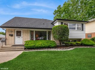 10540 Lockwood Ave, Oak Lawn, IL 60453