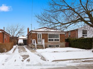 178 Ellendale Dr, Toronto, ON M1P1P4
