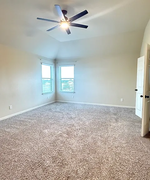 9010 Phoenix Park — Photo 22