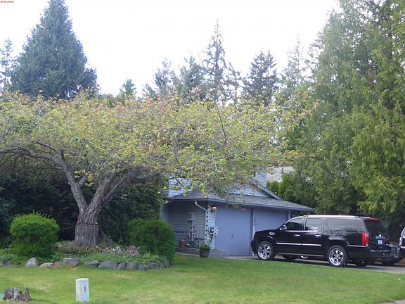 2nd image of 19709 22nd Ave NE