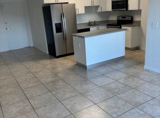 930 SW 129th Pl APT 202, Miami, FL 33184