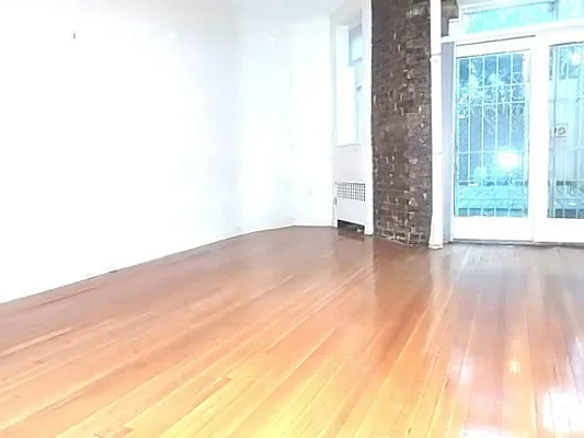 Rented by Aventana | media 35