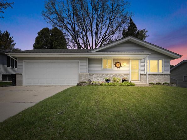 2010 Hemlock STREET, West Bend, WI 53090
