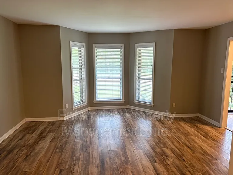 2266 Montego Dr — Photo 9
