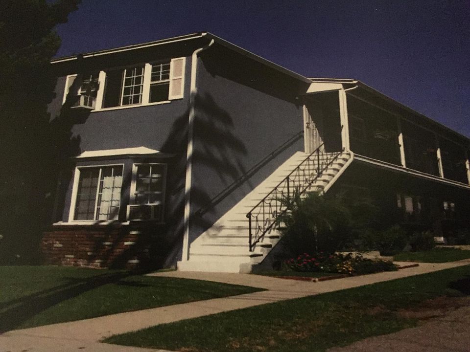 1st image of 421 E Acacia Ave #D