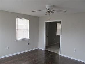 3rd image of 110 Zeta St