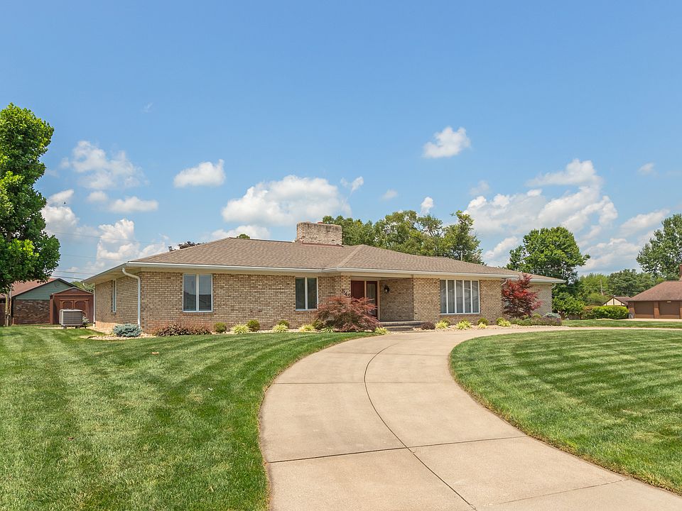 1st image of 549 Lasher Dr