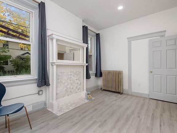 3rd image of 4431 Allison St APT 2
