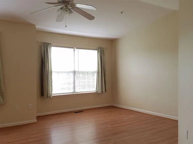 5208 Duke Ct — Photo 30