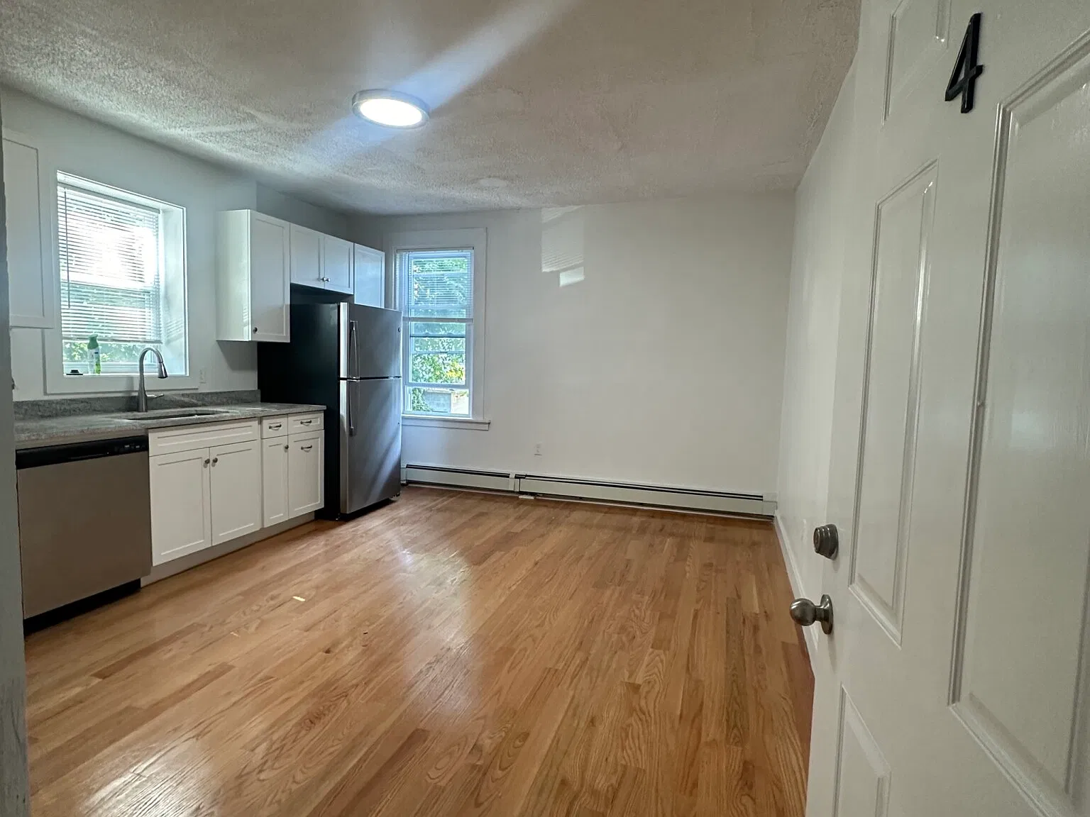 1 bed, 500 sqft, $2,200 — Photo 2