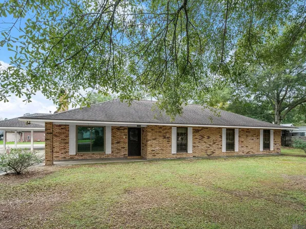 30460 Staffordshire Ct, Walker, LA 70785