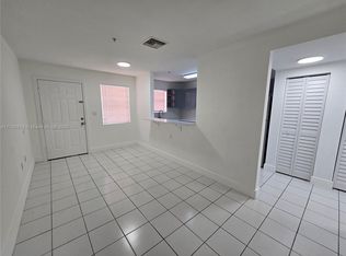 1627 NW 18th St APT 202, Miami, FL 33125