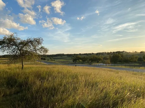 282 Inspiration Loop, Fredericksburg, TX 78624