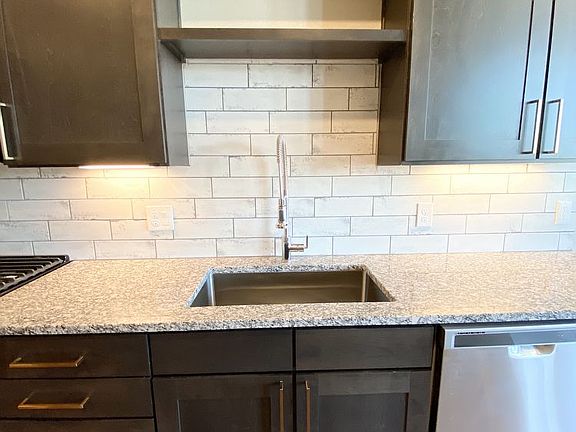 3rd image of 4807 McKinney Ave #618