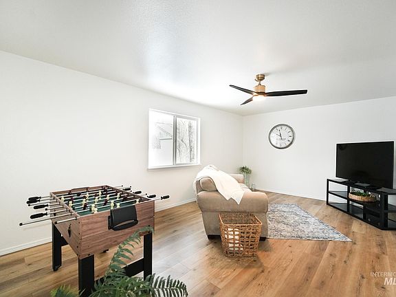 4th image of 4415 S Silverwood Pl