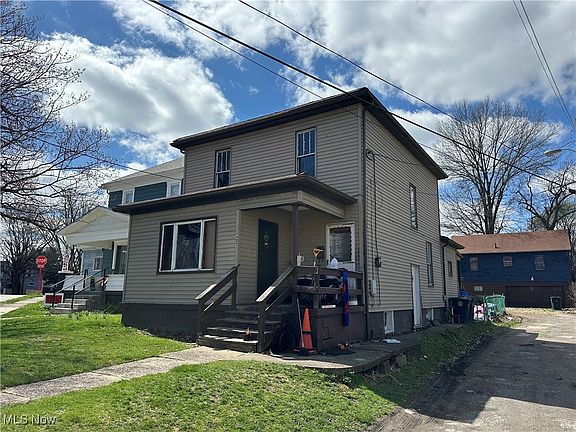2nd image of 605 McDowell Ave