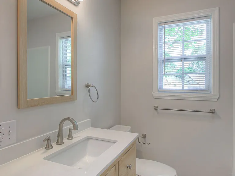 350 Beechcroft Rd #6 — Photo 12