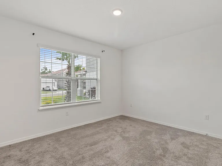 1154 Oak Bluff Dr — Photo 17