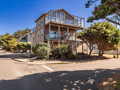 3898 NW Keel Ave, Lincoln City, OR, 97367